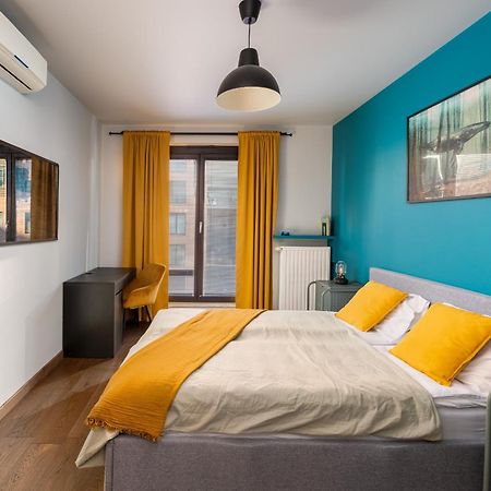 Modern Apartments With Free Parking Spot Красков Екстериор снимка