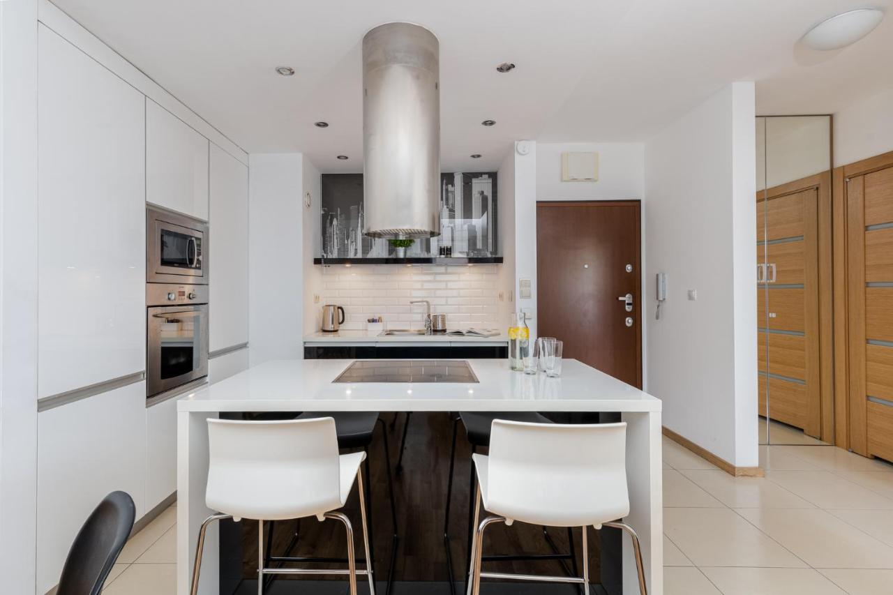 Modern Apartments With Free Parking Spot Красков Екстериор снимка